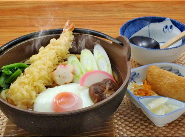 鍋焼きうどん